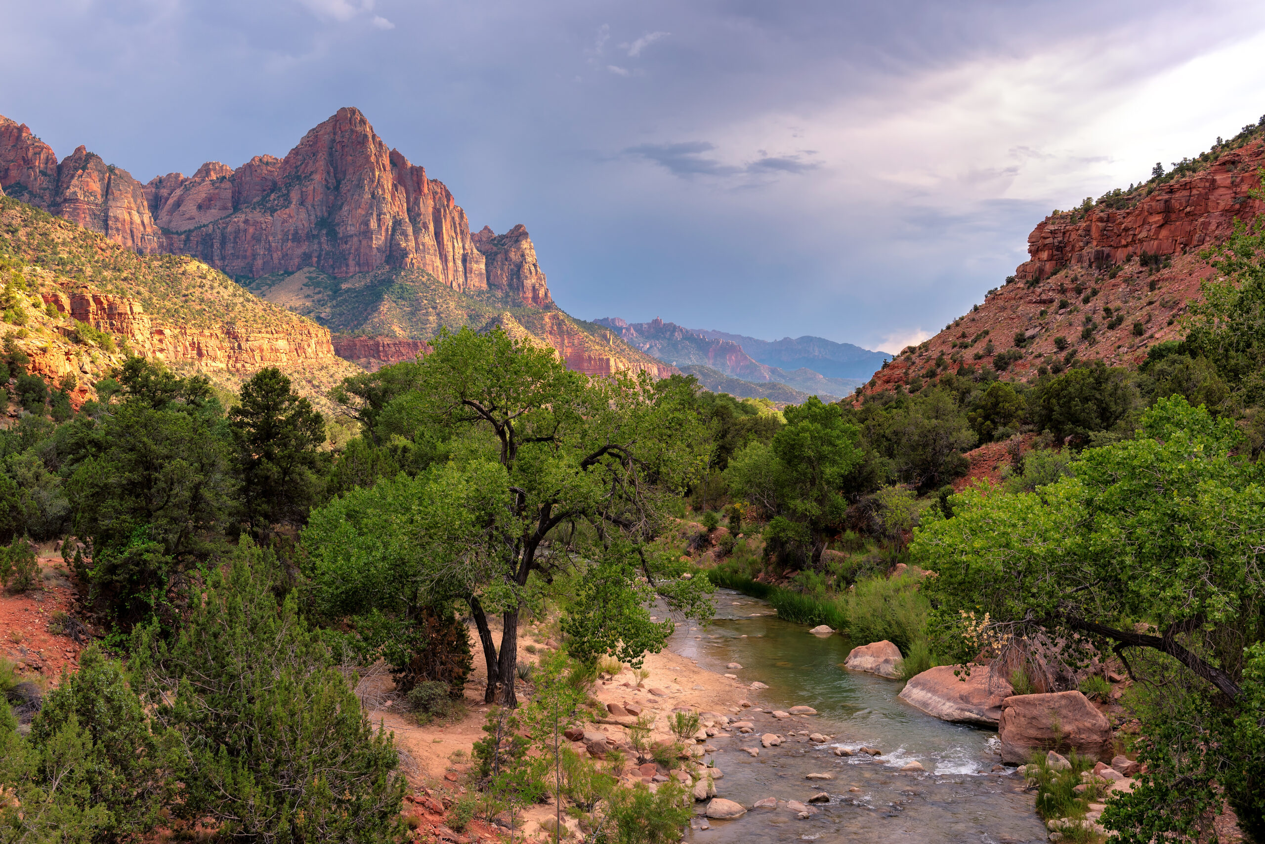 Zion National Park, Watchman Trail, Utah, Hiking, Trekking